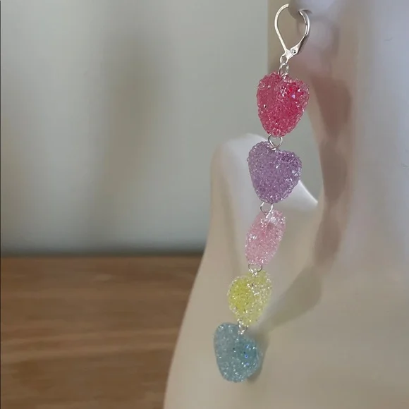 HAND CRAFTED SPARKLING PASTEL GUM DROP HEART DANGLE EARRINGS Candy-Inspired - Picture 5 of 12